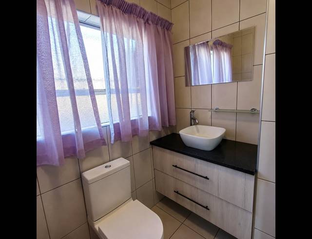 3 BEDROOM TOWNHOUSE FOR SALE IN GOLF PARK